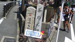 清水寺に行く道