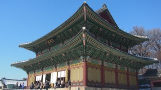 ソウルで観光するなら行ってみる価値あり。でも冬は寒すぎです。