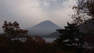 富士五湖で２番目にきれいな湖