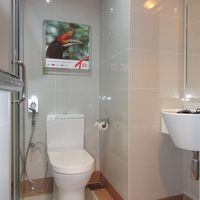 トイレットペーパーが取り難い位置にある