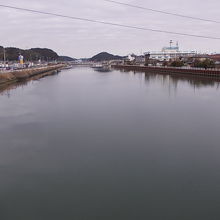 少し歩くとこんな風景にも出会えます