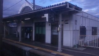 季節毎に違った風情を感じられる駅です