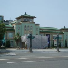 この建物も日本統治時代の遺産です。