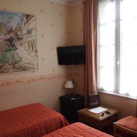 部屋はかわいいけど狭いです