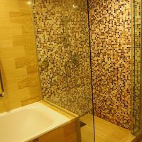 シャワーブース