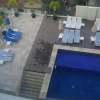 ホテルのプール