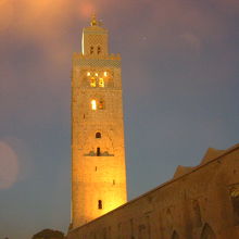 クトゥビアモスクのミナレット