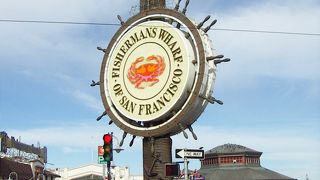 新鮮な海の幸が並ぶ