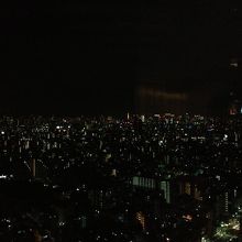 お店の目の前からの夜景（11時ごろ）