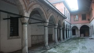 ハレムの世界が垣間見れる？