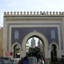 ブージュルード門