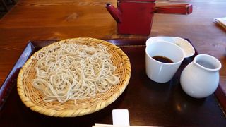 辛み大根でさわやか　そばつゆがイチオシ