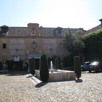 ステキな中庭が駐車場になっています。