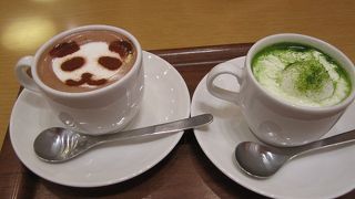 早朝から立ち寄れるカフェ、UPCAFE