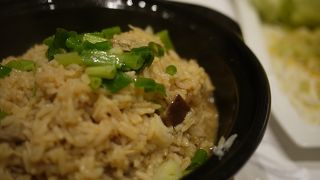 ランチは飲茶・ディナーは広東料理