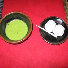 おうす付き長五郎餅