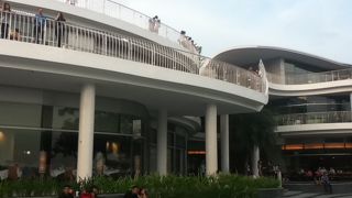 MRT駅直結、セントーサ途中の立ち寄りスポット