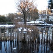 勝淵神社前の親水公園です