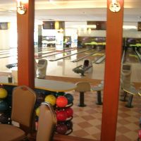 ボーリング・ビリヤードも楽しめちゃう