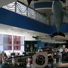 天井には鯨がっ！