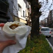 ふわふわの食感　凄く美味しい肉まんでした。