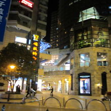 タクシーで降りた中心地あたり　意外に流しのタクシーが少ない