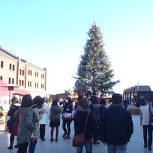 10時過ぎなのに人で一杯