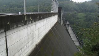 四国地方最大の多目的ダム