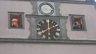 歴史を感じるマルクト広場