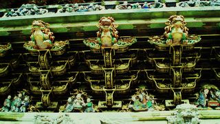 きらびやかさと繊細さに脱帽！