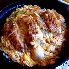 何故か私はカツ丼を