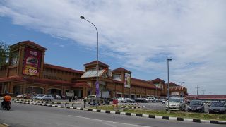 結構充実しているショッピングセンター