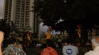 無料でフラが楽しめます