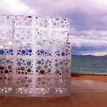 屋外作品を探し出すのも楽しい