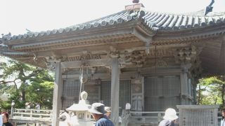 東北地方最古の桃山建築。ここからの松島の眺めはもうひといき