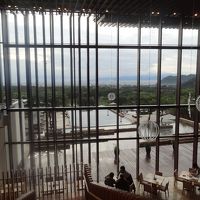 ロビーラウンジの眺め