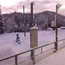 ホーム越しの風景