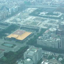 展望台から　　国父紀念館方面