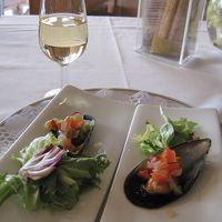 ランチでもシェリーとアミューズが付きます。ムール貝美味しい。