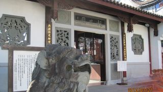 まさに中国の庭園です。コンパクトに整理されて、見ごたえがありますね、お勧めです