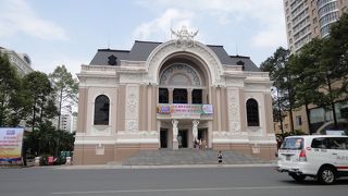 営業中の郵便局