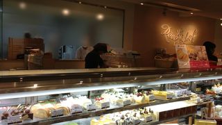 神戸を代表する洋菓子店