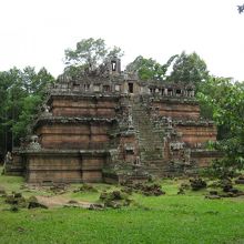 ピミアナカス寺院は王族だけが参拝できる寺院です。