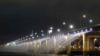 強風時は噴水の向きに要注意