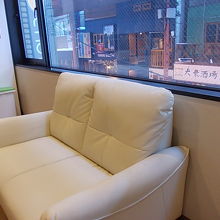 ロビーからは狸小路を望めます