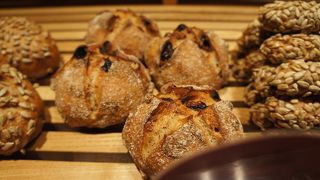 こういうパンは、一度食べただけでは評価が難しいと思います。