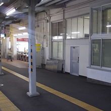 改札付近の様子