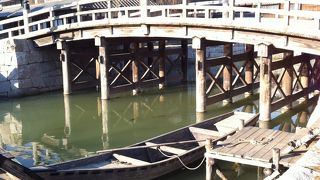 広い敷地に江戸のセット。雰囲気はいいけど…