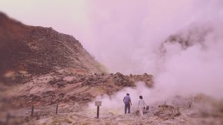 目の前で温泉が！