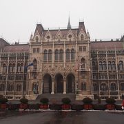 威厳あるハンガリーの代表的建造物